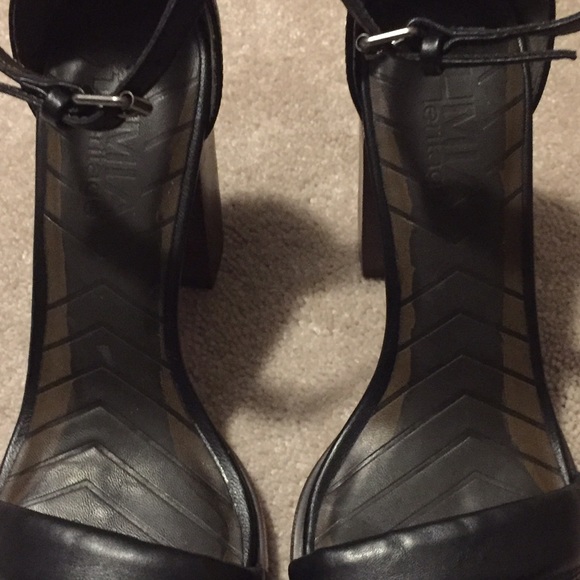 🔹SALE🔹MIA Cristi High-Heeled Sandal - Picture 3 of 4