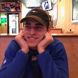 Meet your Posher, Adrian