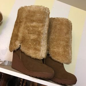 Bearpaw Highland Boots