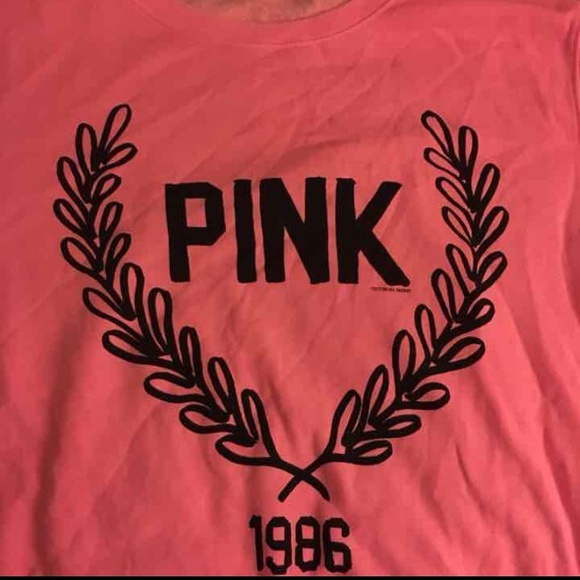 VS PINK SWEATSHIRT - Picture 2 of 4