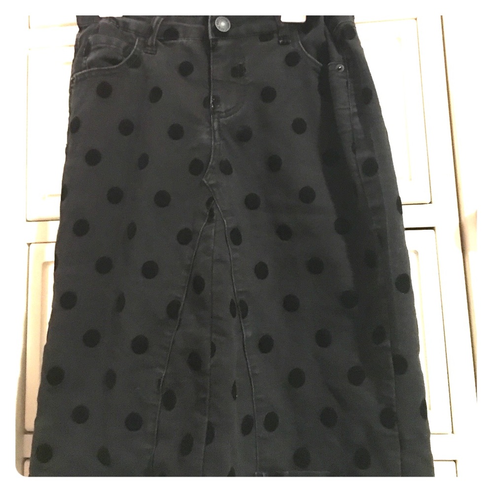 Black polkadot skirt