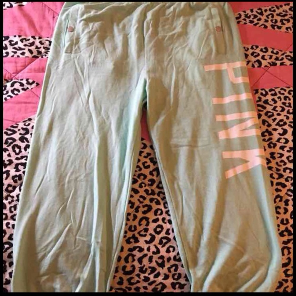 VS PINK CAPRI SWEATS