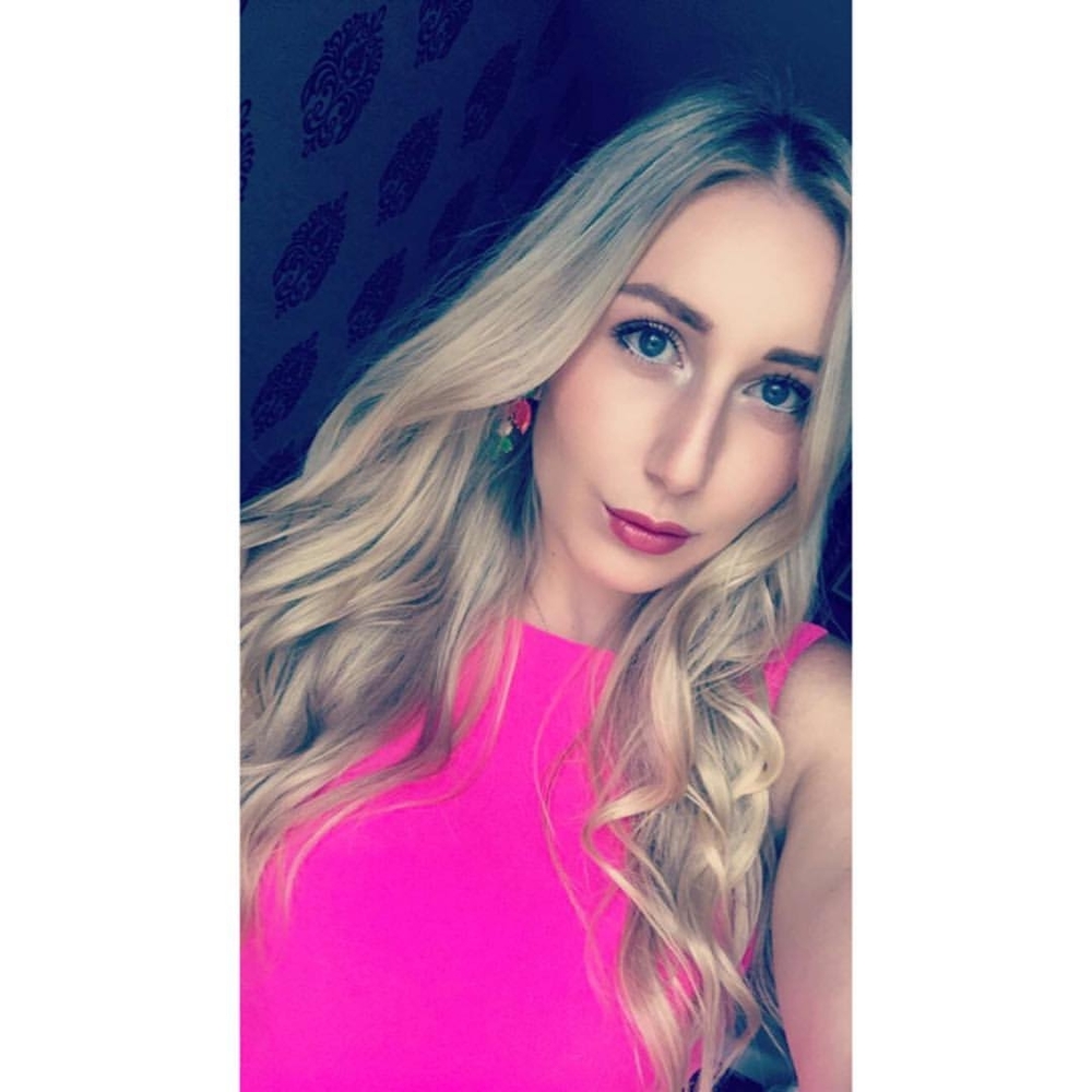 Meet your Posher, Nicole