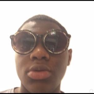 Meet your Posher, Jeremiah