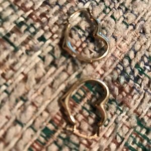 10k gold heart earrings