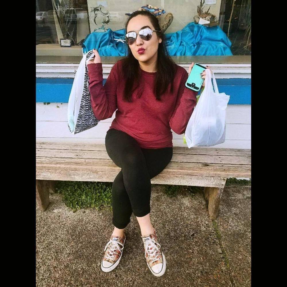 Meet your Posher, Kiera