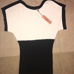 Belldini lightweight sweater