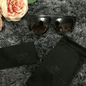 ' Casual Slay ' Sunglasses
