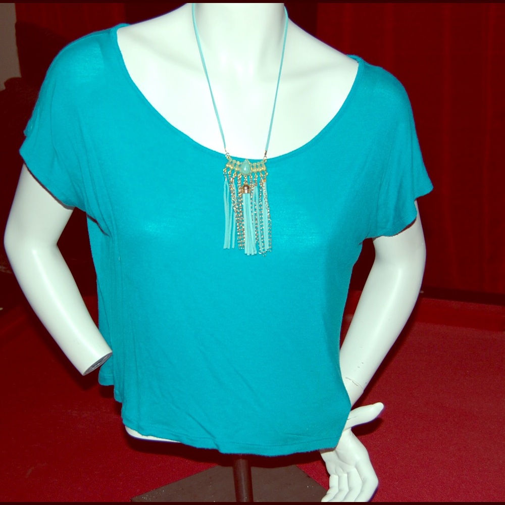 Round Neck Teal Top!