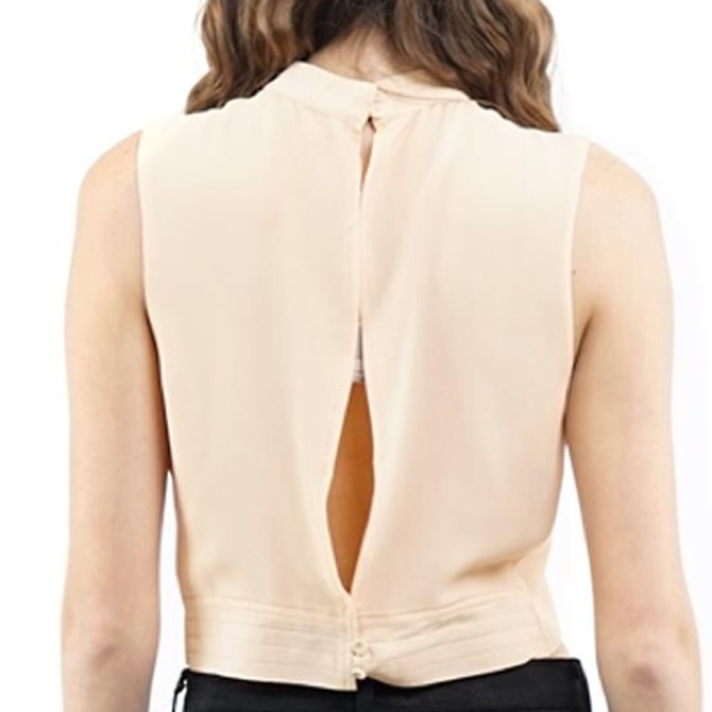 Peach Front Wrap Crop Top - Picture 4 of 6