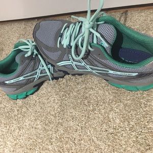 Asics Gel-Sonoma trail running shoe 🏃🏻‍♀️