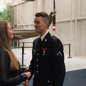 Meet your Posher, Amy