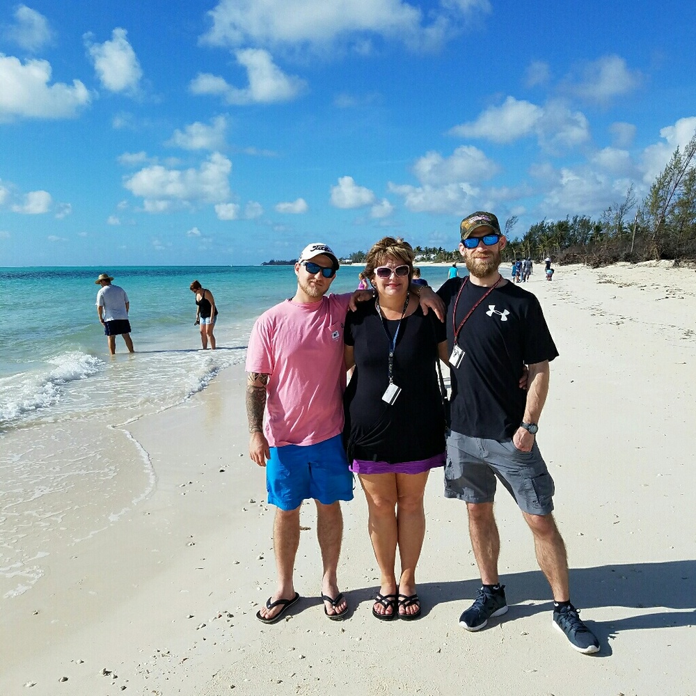 Meet your Posher, Kelly