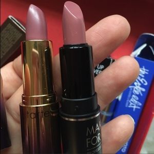 Makeup forever & Tarte deluxe size nude mauve lip