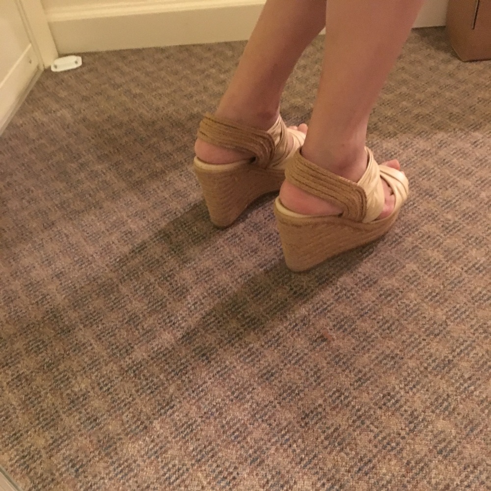 sandal - Picture 3 of 5