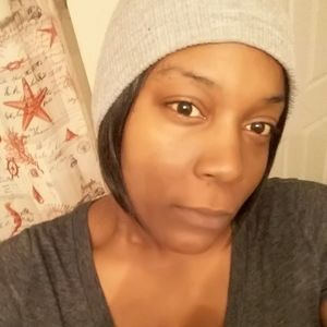 Meet your Posher, Ebony