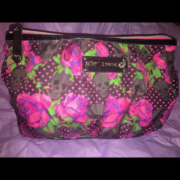 Betsey Johnson Handbags - Betsey Johnson Skulls Roses Hearts Bag NWOT