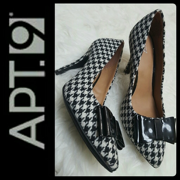 Apt. 9 Shoes - Apt.9 Pointed Toe Bow Pumps