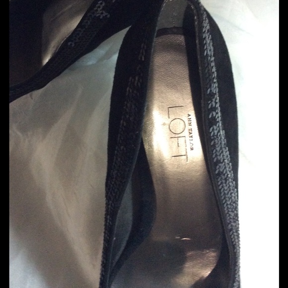 Peep toe suede pumps - Picture 3 of 8