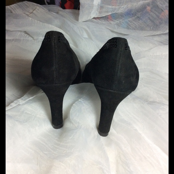 Peep toe suede pumps - Picture 8 of 8