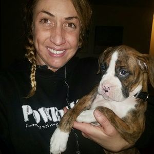 Meet your Posher, Leslie