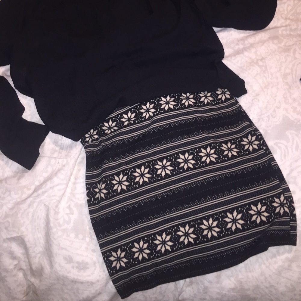 Winter Snowflake Bodycon Mini Skirt