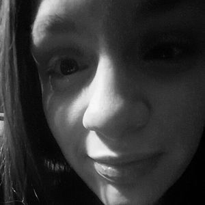 Meet your Posher, Briana