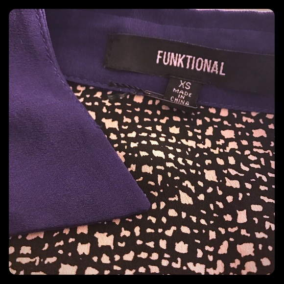 FUNKTIONAL Blue / Patterned Button Down - Picture 3 of 3