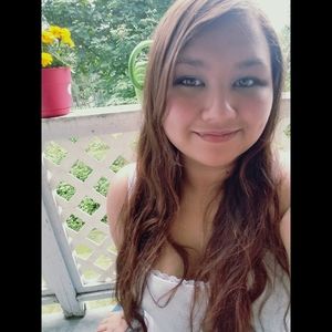 Meet your Posher, Michaela