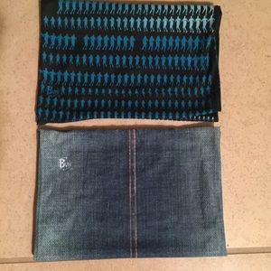 Set of 2 authentic Buffs