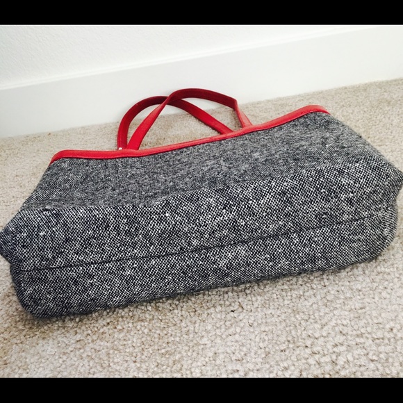 Isabella Fiore Canvas Flower Print Handbag - Picture 3 of 7