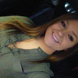 Meet your Posher, Tori