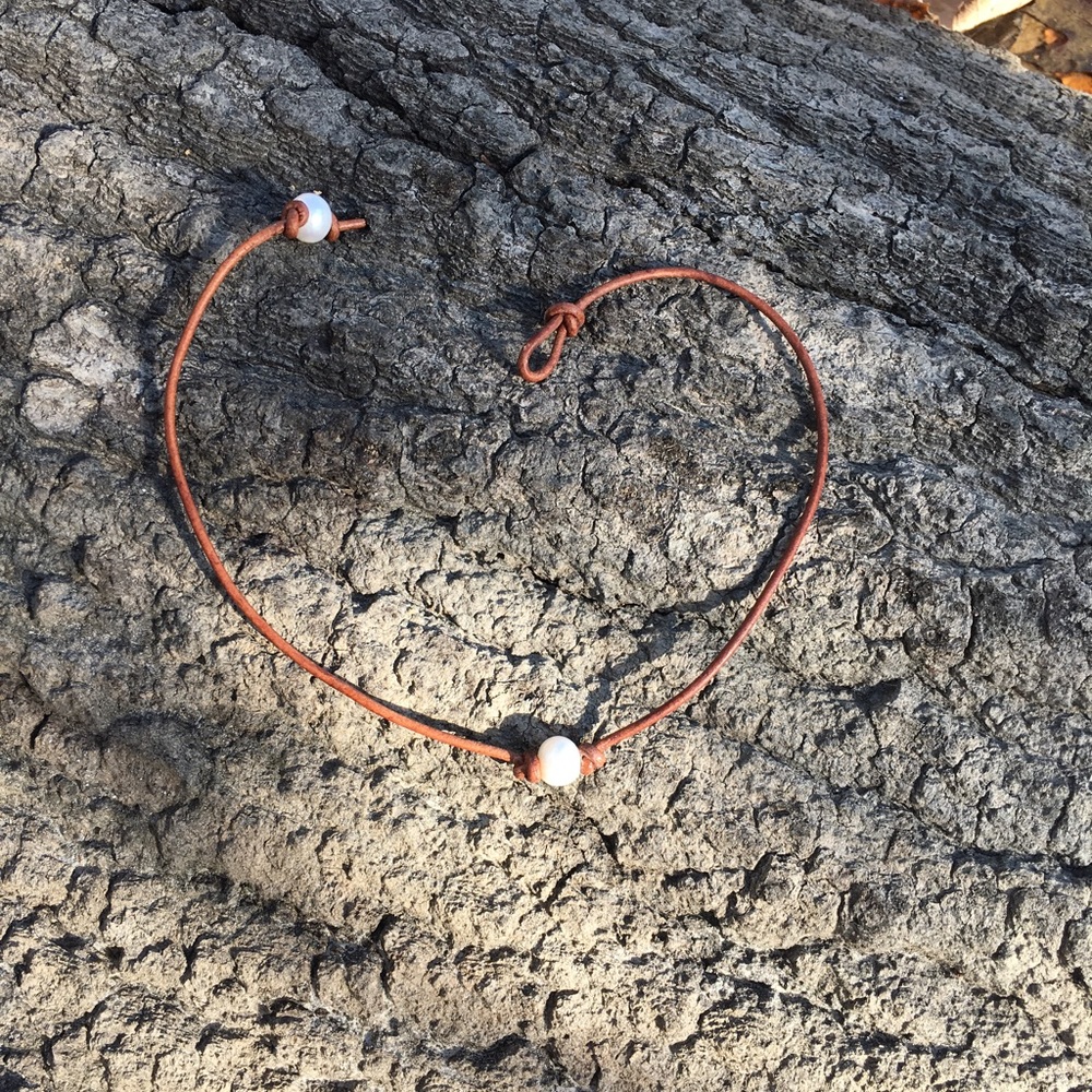 Pearl Choker - Picture 2 of 3