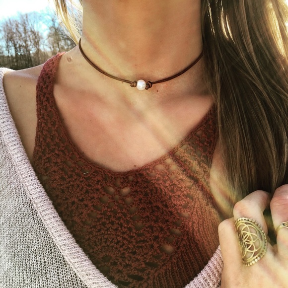 Jewelry - Pearl Choker