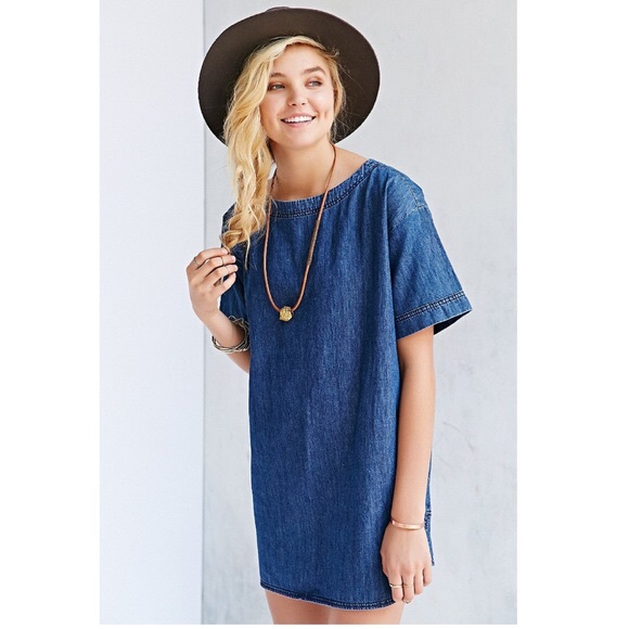 Urban Outfitters Dresses & Skirts - BDG Dolman Short Sleeve Easy Blue Denim Dress