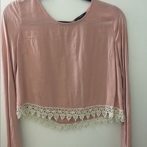 Long sleeve pretty crop