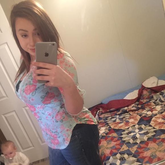 Meet your Posher, Tiffany - Picture 1 of 1