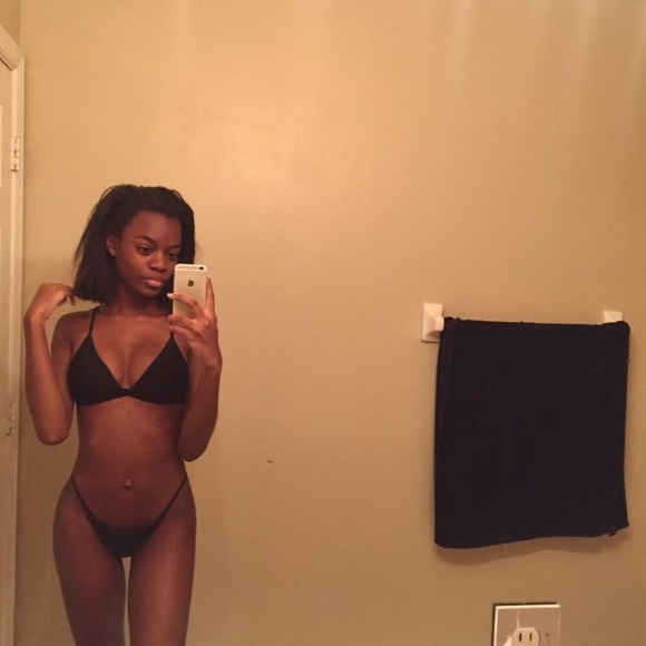 sexy cheeky thong bikini black chic - Picture 3 of 5