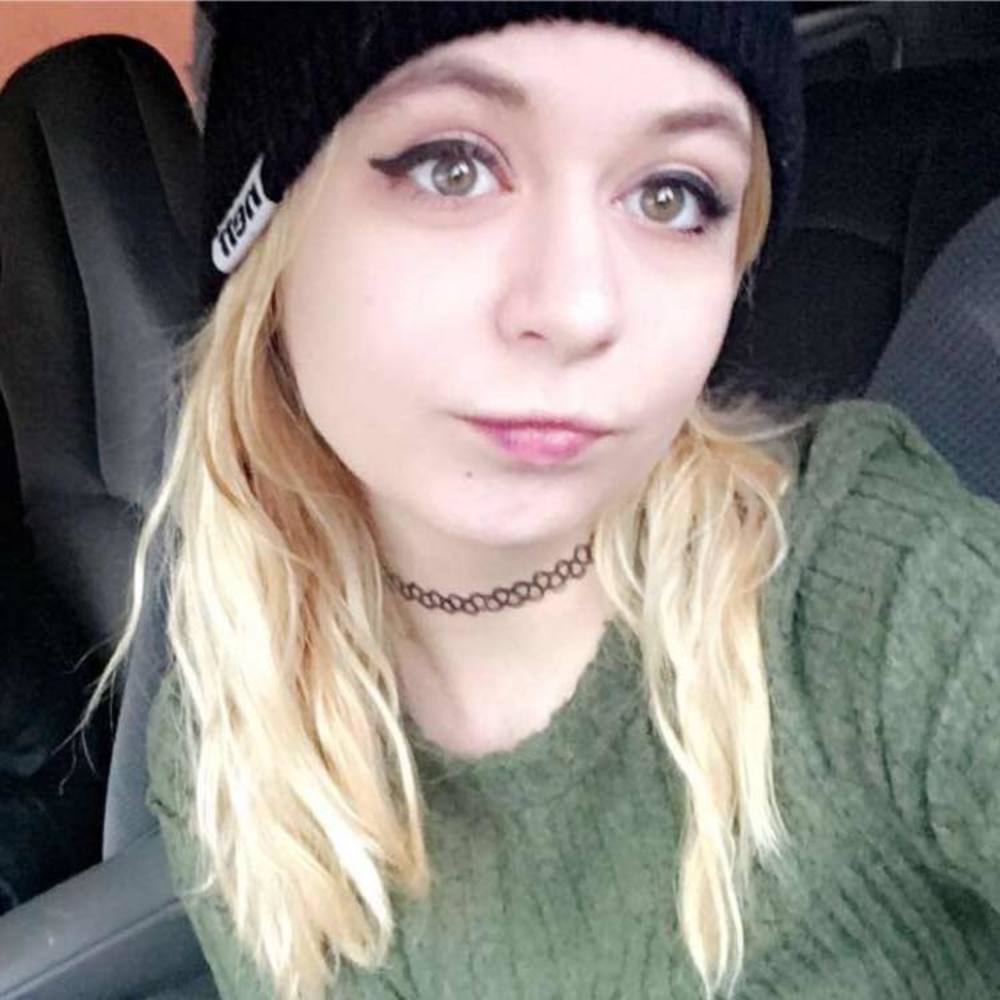 Meet your Posher, Marissa