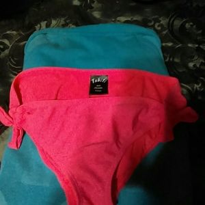 Brand new Tahiti swim bottoms