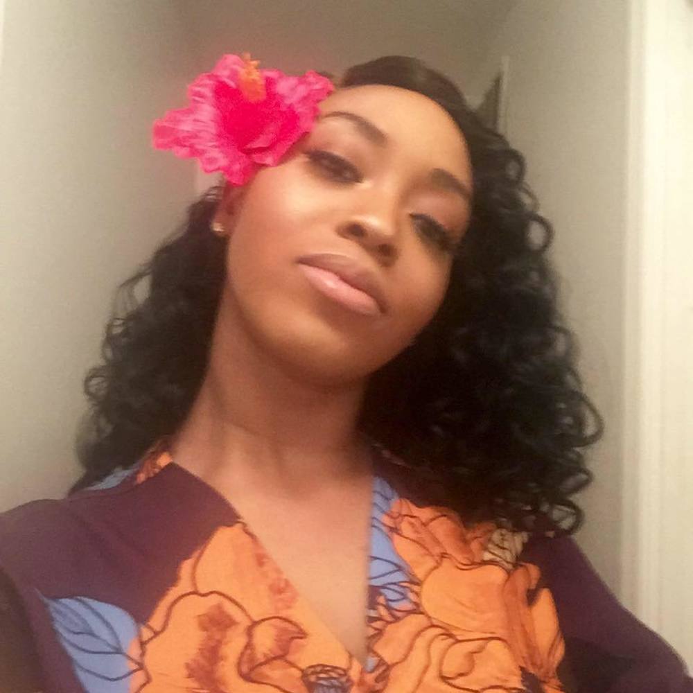 Meet your Posher, Jasmine