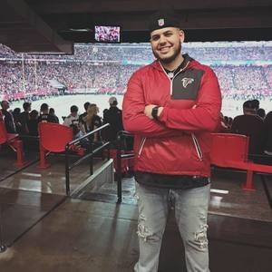 Meet your Posher, Esteban