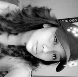 Meet your Posher, Dalila