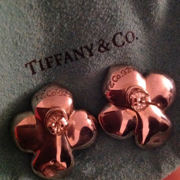 Vintage Tiffany & Co. Earrings - Picture 2 of 3