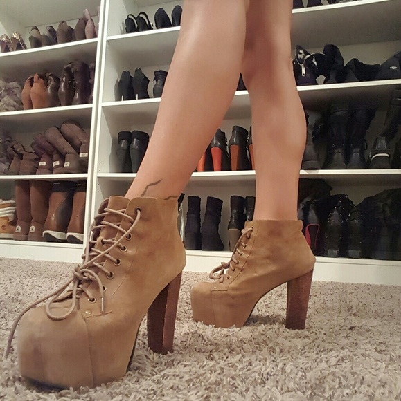 Oatmeal Suede Campbell Lita Bootie - Picture 2 of 3