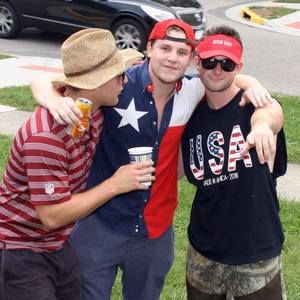 Meet your Posher, Clay