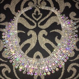 Costume jewelry necklace