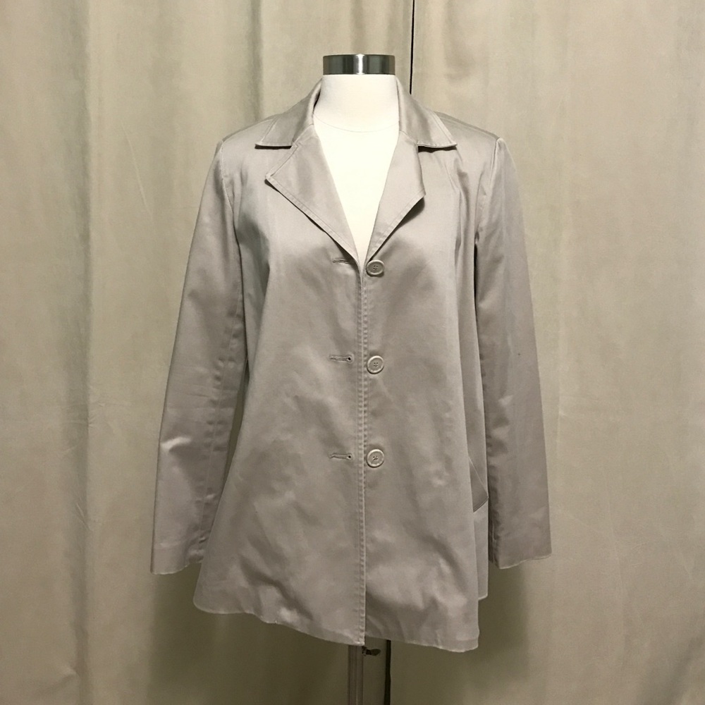 Liz Lange Maternity jacket. Size S