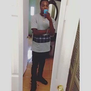 Meet your Posher, Farley