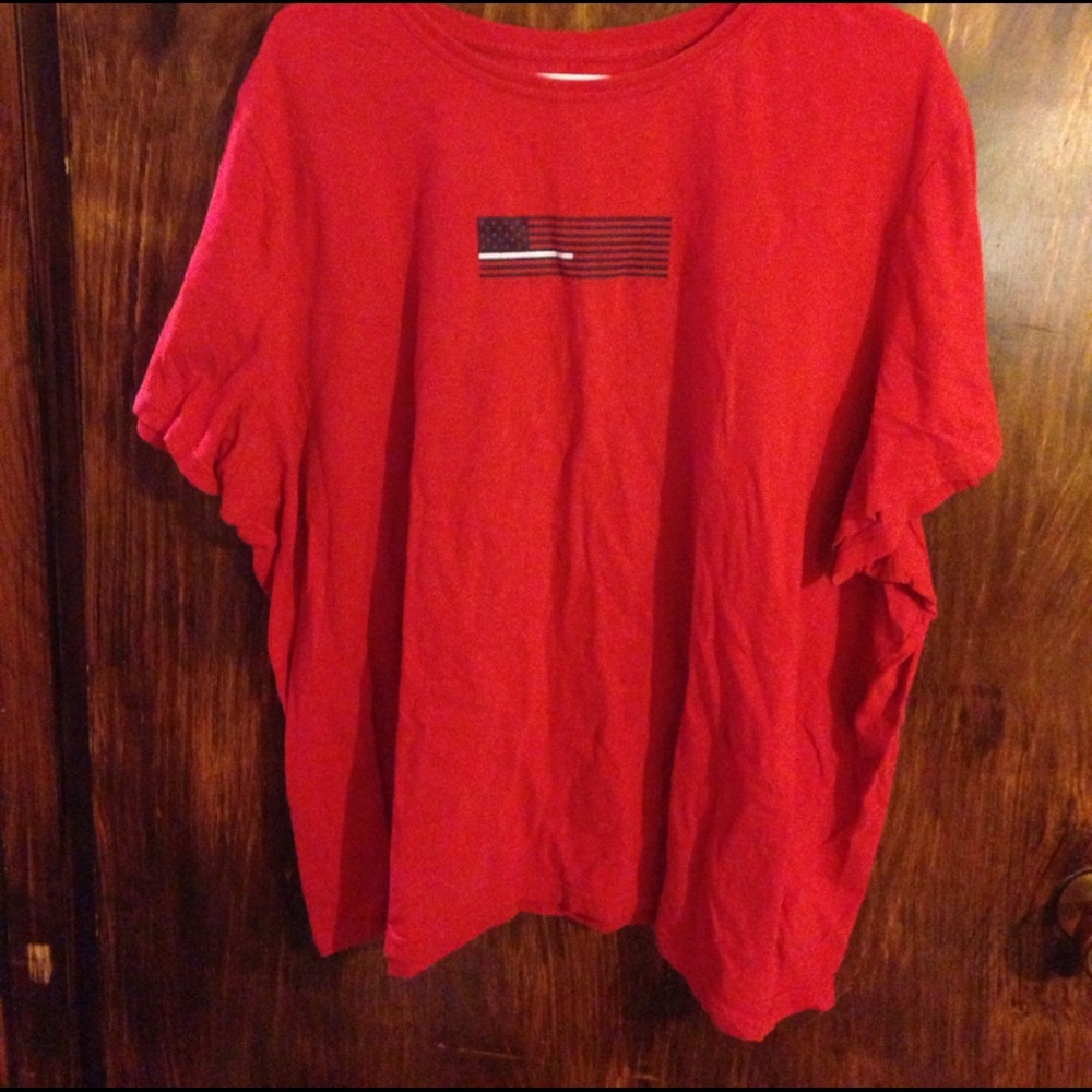 Tommy Hilfiger red flag shirt sleeved shirt